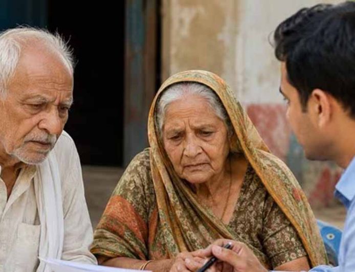75% झुलसी महिला को प्रशासन ने दिलाया आधार, पेंशन और बैंक सुविधा का लाभ