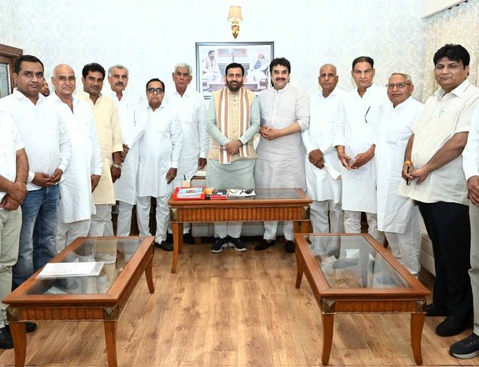 पंचकूला में सीएम सैनी और बिश्नोई परिवार की तीसरी मुलाकात, सियासी हलचल तेज