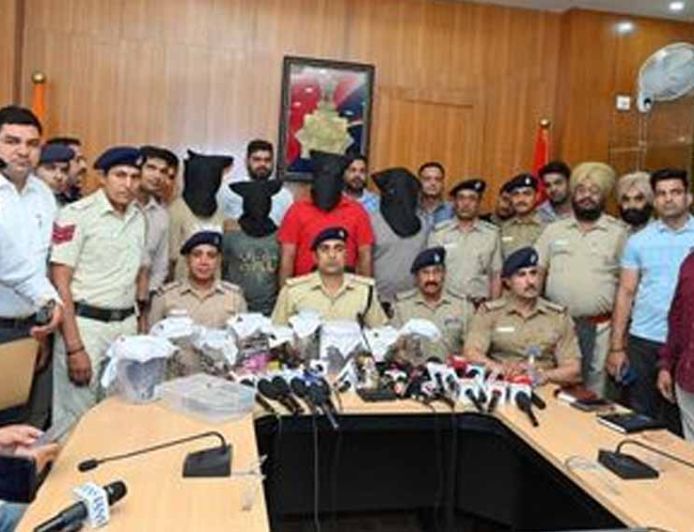 चंडीगढ़ में अंतरराज्यीय हथियार तस्करी गिरोह का भंडाफोड़, 3 आरोपी गिरफ्तार