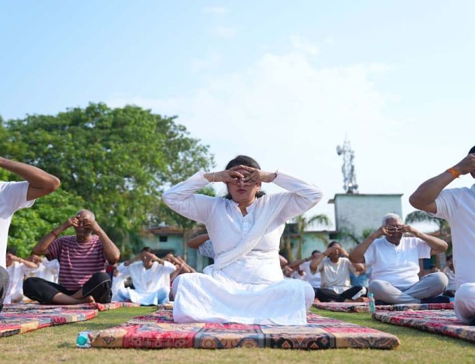 छत्तीसगढ़ में योग दिवस समारोह, योग को जीवन का हिस्सा बनाने का दिया आह्वान