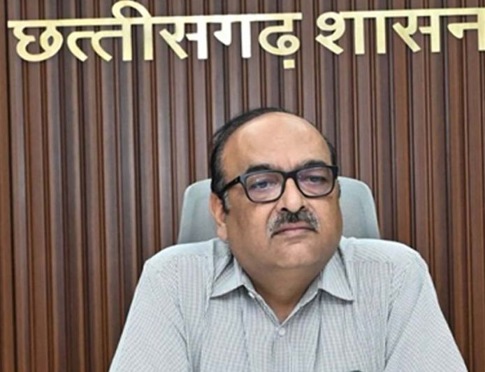 मुख्य सचिव ने सुघ्घर छत्तीसगढ़ अभियान की तैयारियों की अधिकारियों से ली जानकारी
