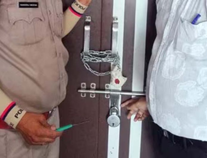 लखनऊ अग्निकांड के बाद जयपुर में सख्ती: 13 कोचिंग संस्थान सील, 24 को नोटिस