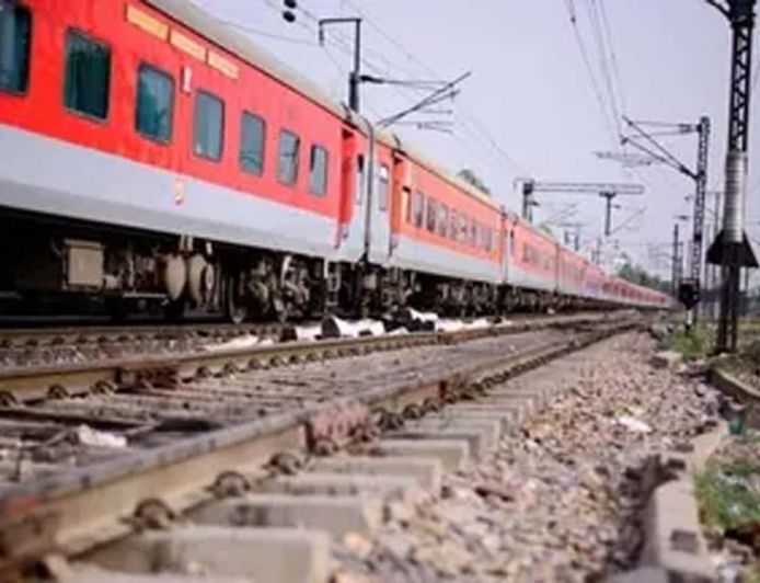 बिहार पुलिस भर्ती परीक्षा: अभ्यर्थियों की सुविधा के लिए 13 स्पेशल ट्रेनें चलाएगा रेलवे