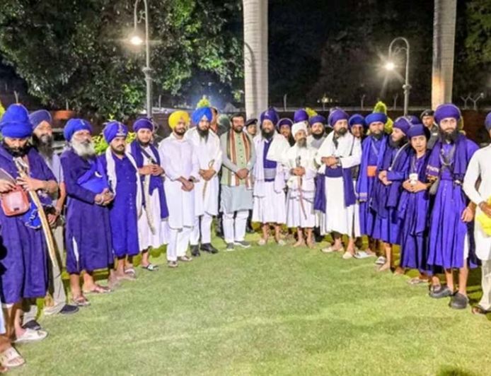 पांवटा साहिब विवाद सुलझा: नायब सैनी की पहल पर निहंगों ने खत्म किया आंदोलन