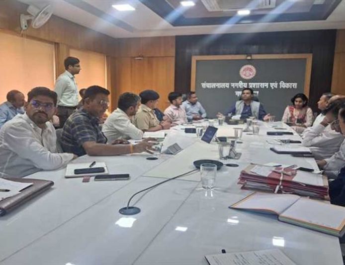 भोपाल मेट्रो के समयबद्ध और गुणवत्तापूर्ण कार्य के लिए सभी विभाग आपसी समन्वय से करें काम : आयुक्त  भोंडवे