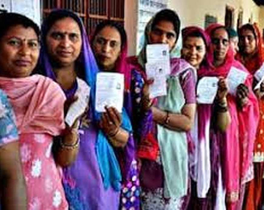 छत्तीसगढ़ में निकाय-पंचायत उपचुनाव के लिए मतदान जारी, 71 पार्षद पद समेत 5 अध्यक्षों का होगा फैसला