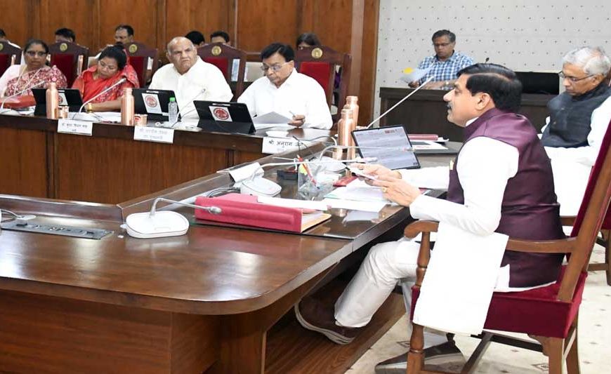 प्रदेश के चहुँमुखी विकास, जन-कल्याण और स्वास्थ्य व्यवस्थाओं को सुदृढ़ करने के लिए 21 हजार 485 करोड़ रूपये की स्वीकृति