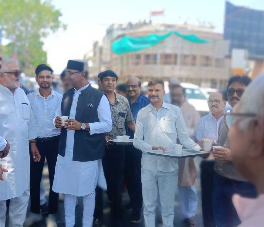 कैलाश सारंग जयंती पर सेवा दिवस का आयोजन, विश्वास सारंग ने बुजुर्गों के चरण पखारकर लिया आशीर्वाद