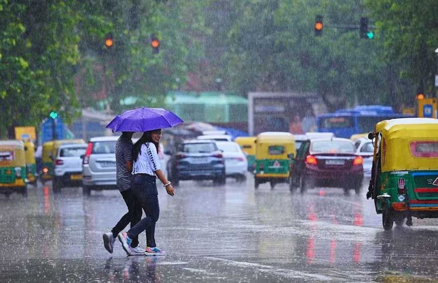 मुंबई में मौसम का डबल अटैक! आंधी-तूफान और झमाझम बारिश का अलर्ट, मॉनसून पर बड़ा अपडेट