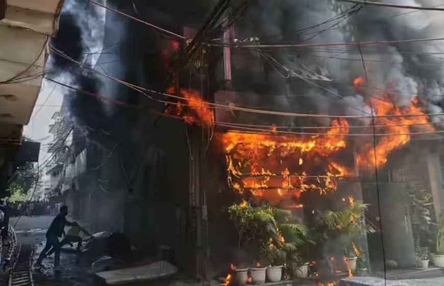 मालवीय नगर अग्निकांड: 21 की मौत, रेस्टोरेंट में भीषण आग से मचा हड़कंप