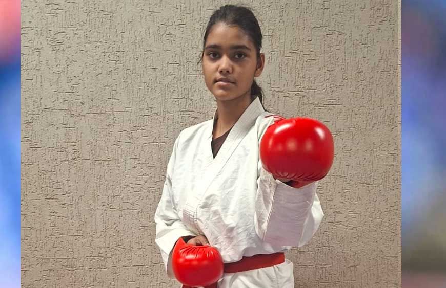 स्टेट में चमकी विंध्य की काव्या, अब नेशनल कराटे चैंपियनशिप में गोल्ड पर नजर