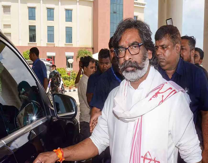 जमीन घोटाला मामले में 8 जून को अहम सुनवाई, हेमंत सोरेन की डिस्चार्ज याचिका पर ED कोर्ट सुनाएगा फैसला