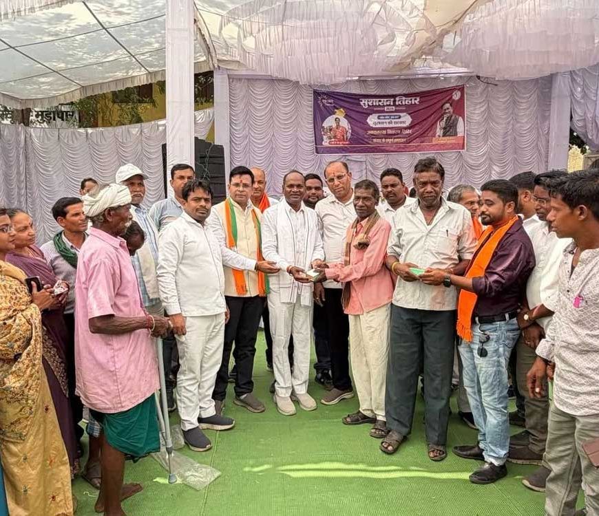 पाली के ग्राम पंचायत मुड़ापार में जनसमस्या निवारण शिविर का हुआ आयोजन 238 आवेदनों का हुआ त्वरित निराकरण