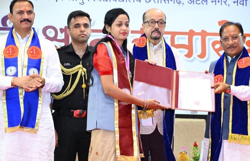 नई पीढ़ी को डिजिटल एडिक्शन और ‘पॉपकॉर्न मेंटल स्टेटस’ से बाहर निकलने की आवश्यकता : राज्यपाल रमेन डेका