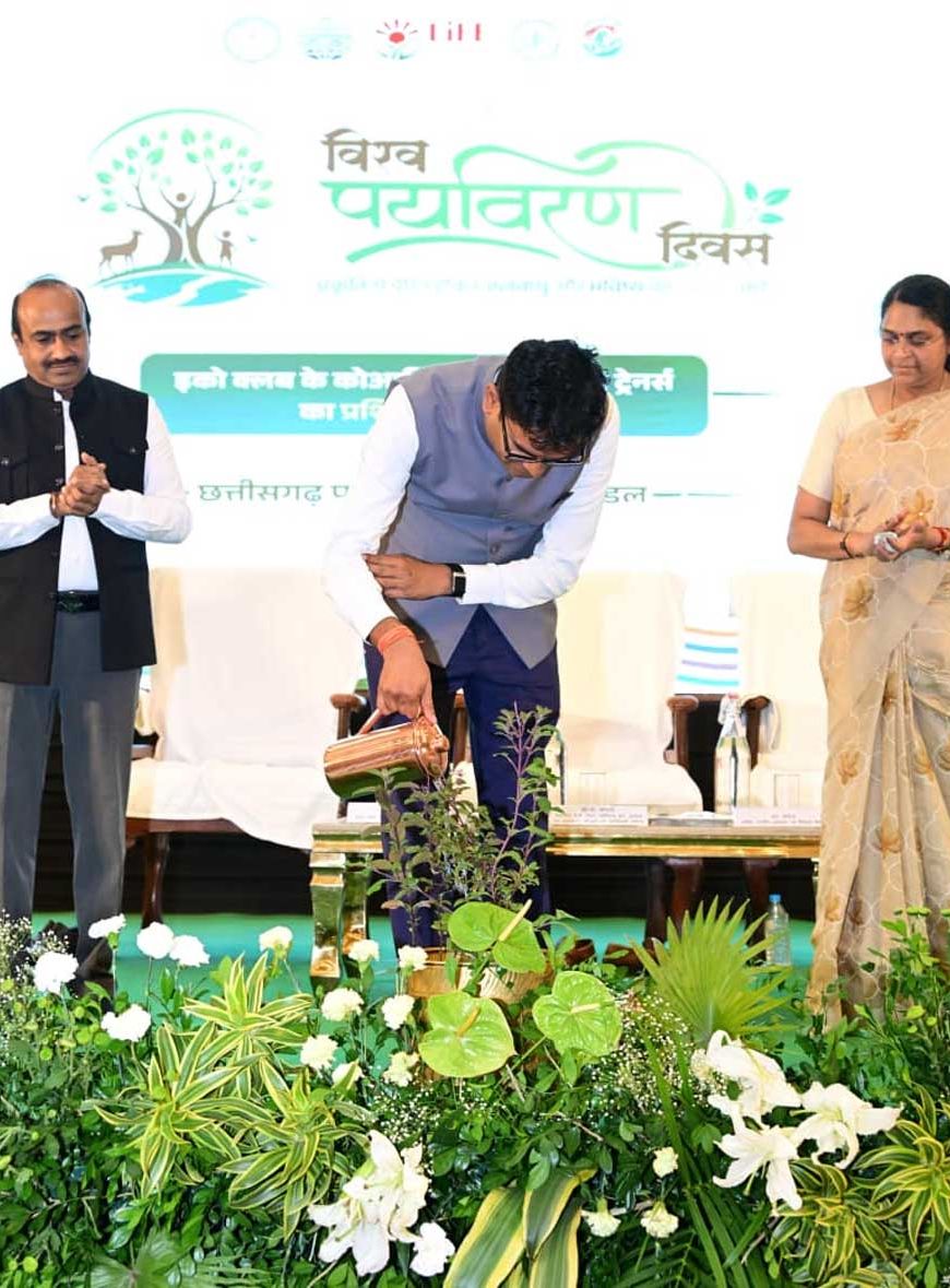 प्रकृति का संरक्षण हमारी संस्कृति का मूल मंत्र, पर्यावरण संरक्षण को जनआंदोलन बनाने की जरूरत - आवास एवं पर्यावरण मंत्री  ओ.पी. चौधरी