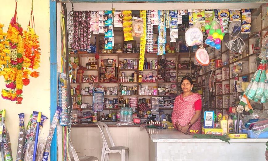 मुद्रा लोन और बिहान योजना ने बदली प्रीति गुप्ता की जिंदगी, बनीं ‘लखपति दीदी’