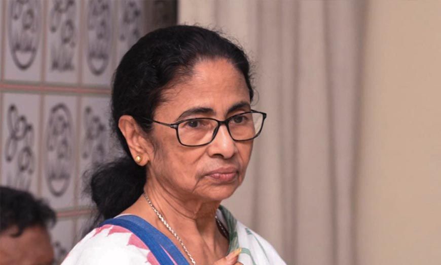बंगाल के बाद अब दिल्ली में सियासी हलचल, TMC में बगावत की आहट से बढ़ी ममता की चिंता