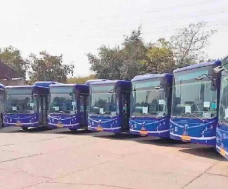 दिल्ली में 2800 नई इलेक्ट्रिक एसी बसें: सार्वजनिक परिवहन को मिलेगा बड़ा विस्तार