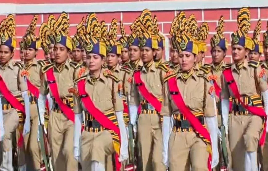 दीक्षांत परेड में महिला आरक्षकों का दमदार प्रदर्शन, DGP कैलाश मकवाना ने दी बड़ी खुशखबरी