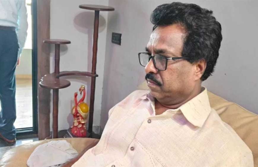 इंदौर में लोकायुक्त की बड़ी कार्रवाई, संयुक्त संचालक लक्ष्मी नारायण कंडवाल के ठिकानों पर छापा