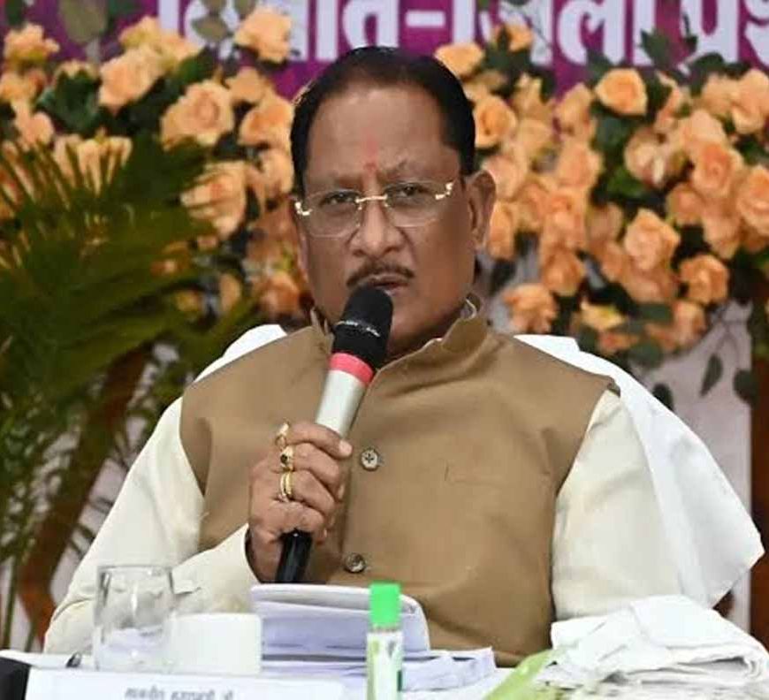 CM साय की फटकार के बाद बड़ा एक्शन, एमसीबी के DEO मिरे को पद से हटाया गया