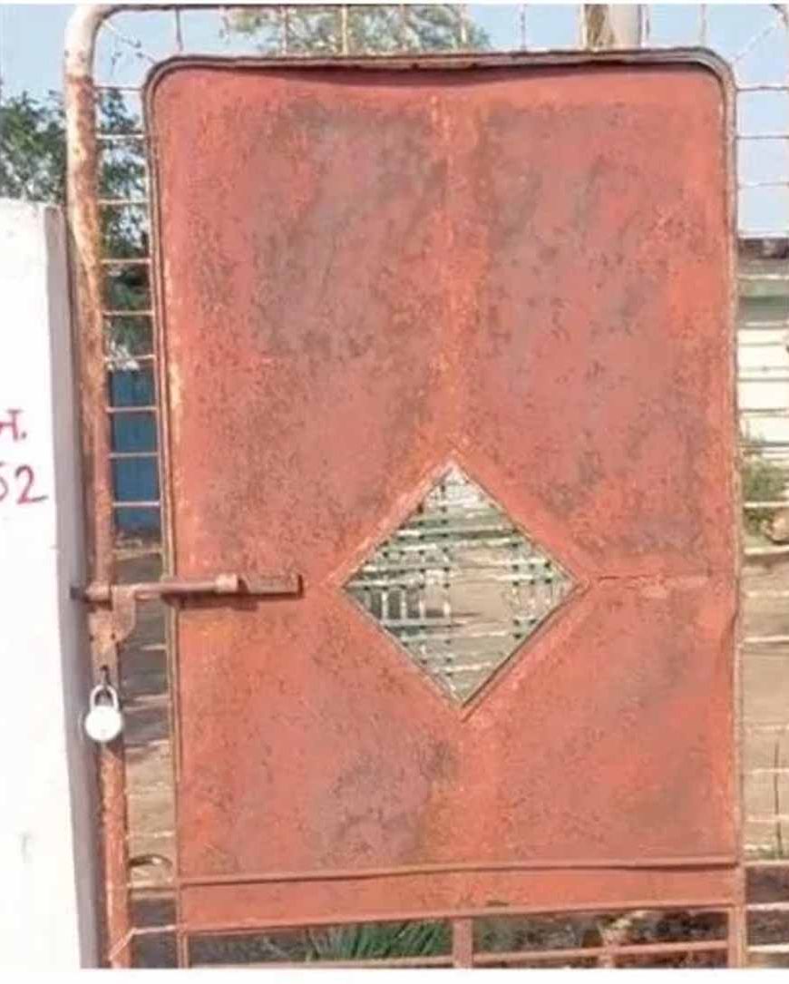 नकली गुटखा फैक्ट्री का भंडाफोड़, वॉशिंग पाउडर की आड़ में चल रहा था काला कारोबार, 12 गिरफ्तार