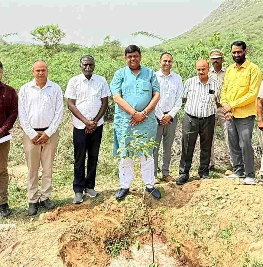 अलवर में जल संरक्षण कार्यों का निरीक्षण, मंत्री संजय शर्मा ने दिए गुणवत्ता के निर्देश
