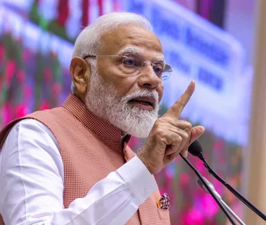हिंदू ग्रोथ रेट' से कांग्रेस ग्रोथ रेट तक... PM मोदी ने विकास की बहस में कांग्रेस को घेरा