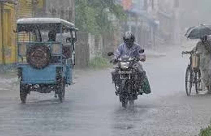 यूपी में बदला मौसम का मिजाज, रायबरेली में झमाझम बारिश से गर्मी से राहत