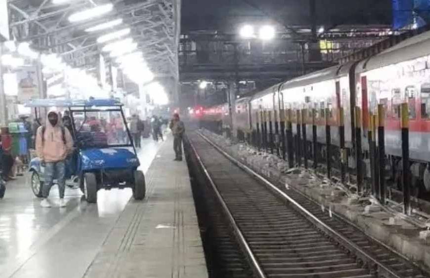 डालटनगंज समेत 7500 रेलवे स्टेशनों का होगा फायर सेफ्टी ऑडिट, आग से बचाव के लिए बनेगी नई नीति