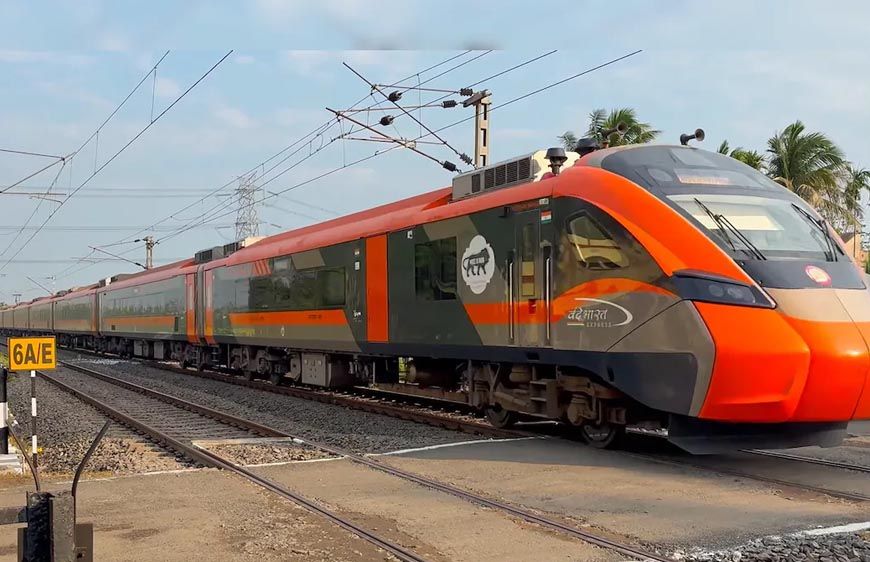 रेलवे की बड़ी तैयारी, 220 KMPH की रफ्तार से दौड़ेंगी सेमी हाई स्पीड ट्रेनें; कोच में होगा ब्लैक बॉक्स