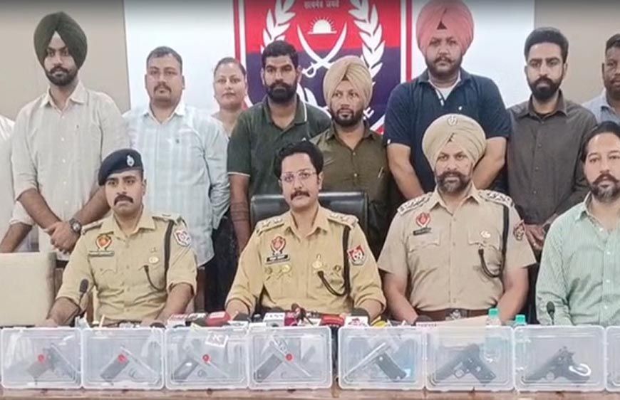 पटियाला पुलिस की बड़ी सफलता, गोल्डी ढिल्लों गैंग के 5 गुर्गे दबोचे, हथियारों का जखीरा बरामद