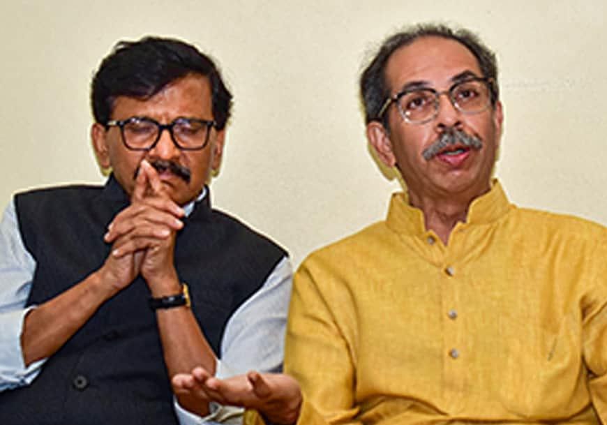 15 करोड़ का ऑफर और UBT में बड़ी टूट! 6 सांसद दिल्ली पहुंचे, क्या उद्धव के चाणक्य ने पलट दी बाजी?