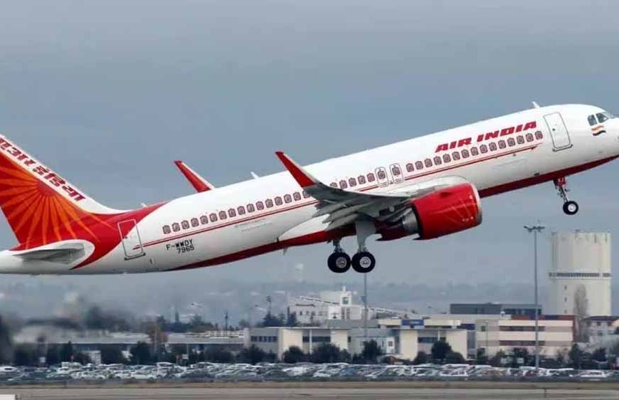 रायपुर एयरपोर्ट पर बड़ा हादसा टला, एअर इंडिया की फ्लाइट से टकराया पक्षी; यात्रियों में मची अफरा-तफरी