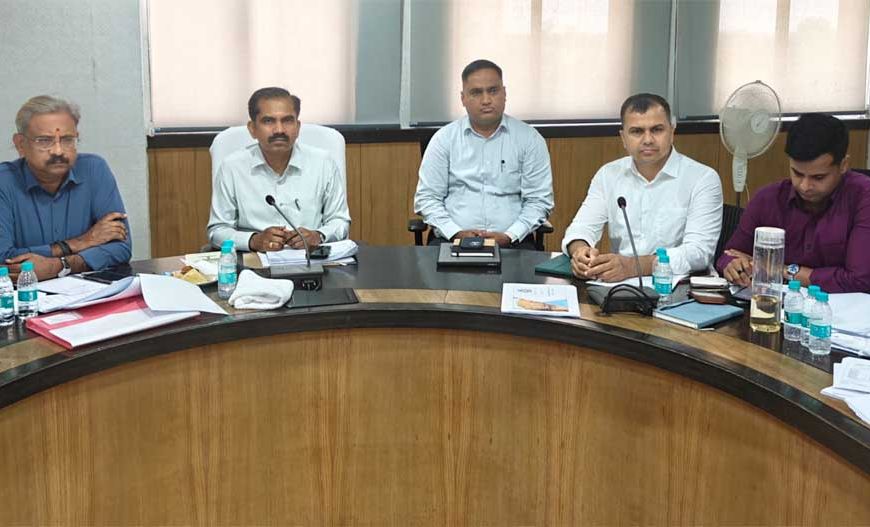 RTO/DTO मुख्यालय में उपस्थित रहें, बकाया वसूली अभियान तेज करें-सचिव एवं परिवहन आयुक्त  एस प्रकाश