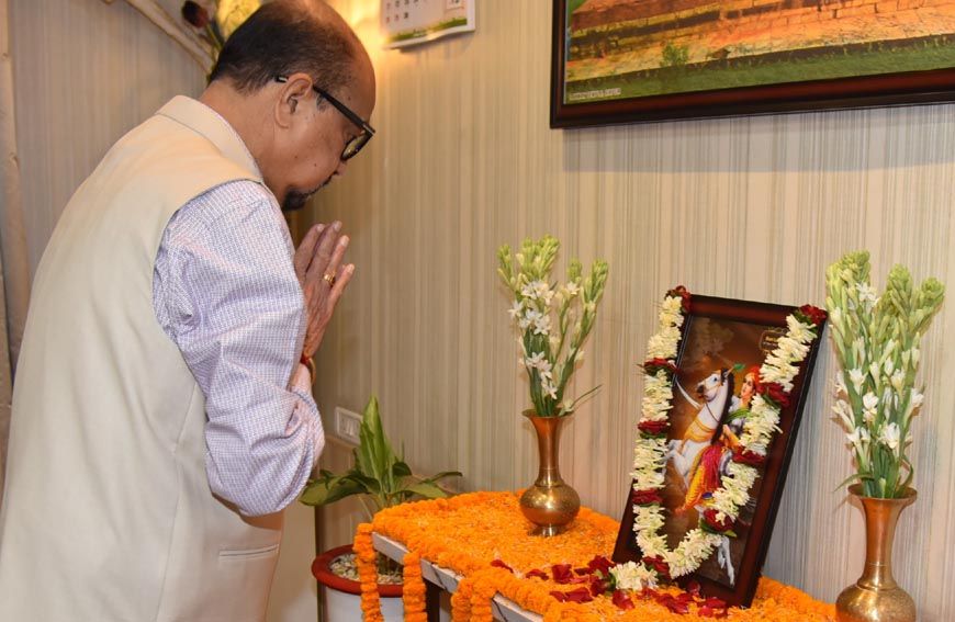 राज्यपाल ने रानी लक्ष्मी बाई के बलिदान दिवस पर उन्हें नमन किया