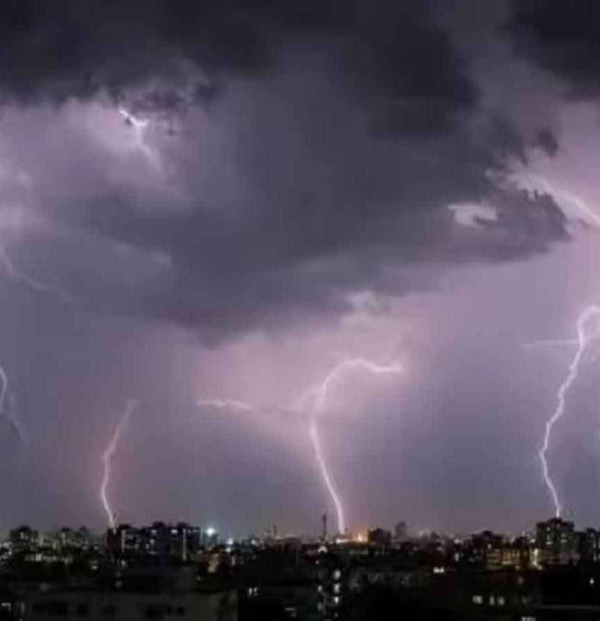 बिहार में मौसम का बड़ा अलर्ट: 14 जिलों में तेज आंधी-बारिश की चेतावनी, गर्मी से मिलेगी राहत