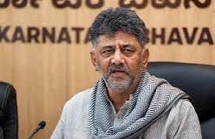 कर्नाटक की ‘5 गारंटी’ योजनाओं का लाभ अब सिर्फ वोटर लिस्ट में नाम वालों को मिलेगा