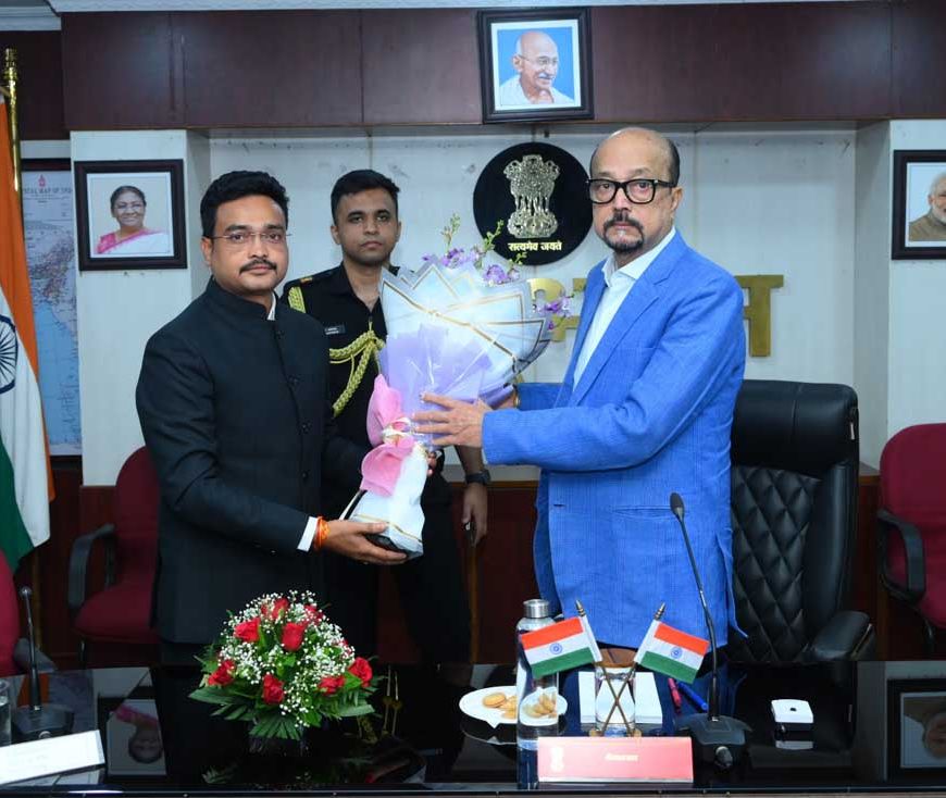 पर्यावरण संरक्षण और जलवायु परिवर्तन जैसी वैश्विक चुनौतियों से निपटने में वन अधिकारियों की महत्वपूर्ण भूमिका-राज्यपाल  रमेन डेका