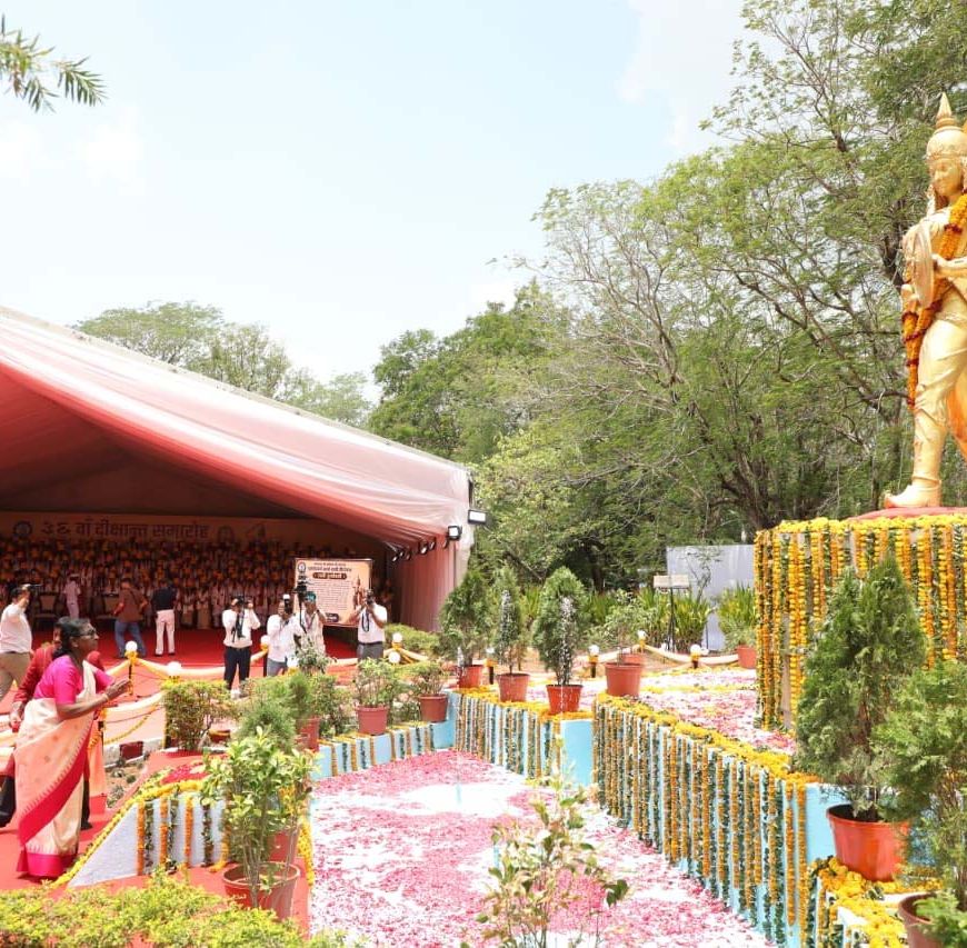 जबलपुर में योग दिवस 2026: राष्ट्रपति मुर्मु ने योग को बताया भारत का अमूल्य उपहार