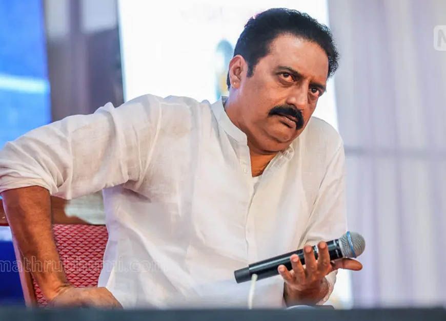 प्रकाश राज के खिलाफ गैर-जमानती वारंट जारी, एक से ज्यादा वोटर ID रखने का आरोप