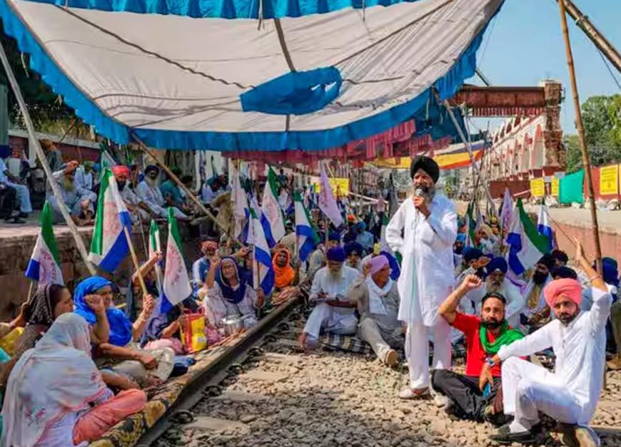 पंजाब में किसानों का बड़ा प्रदर्शन कल, मोदी-ट्रंप के पुतले फूंकेंगे; BJP नेताओं के घरों के बाहर होगा विरोध