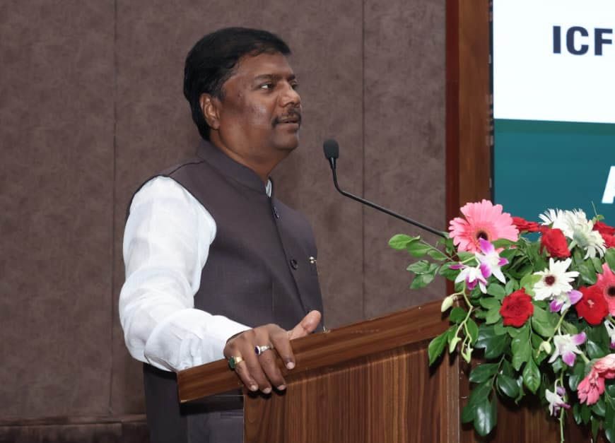 रायपुर ; टिश्यू कल्चर तकनीक से किसानों को मिलेगा अधिक लाभ : वन मंत्री केदार कश्यप