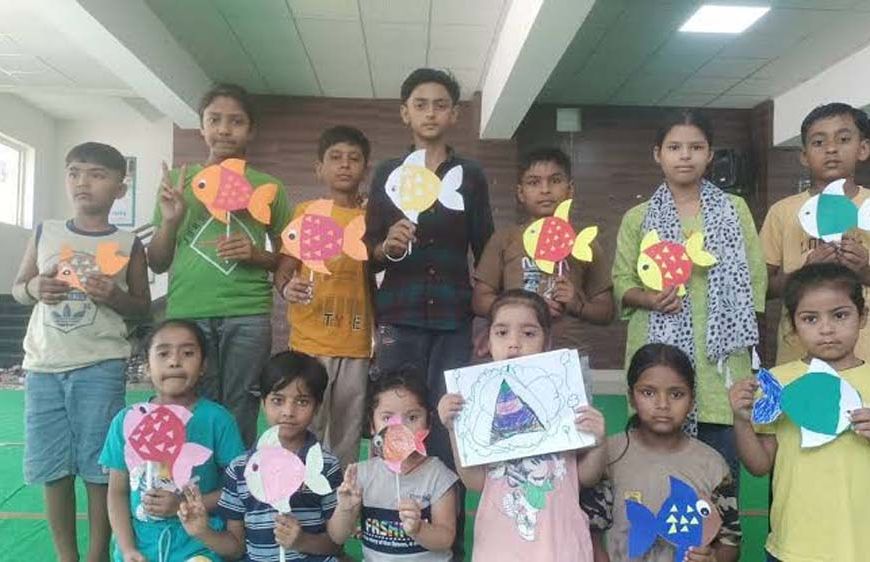 करनाल में बच्चों के लिए समर कैंप: आर्ट, योगा और अबेकस से निखर रहा हुनर