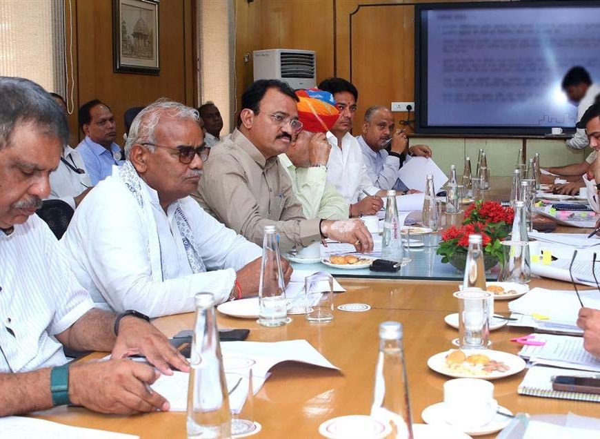 भजनलाल सरकार की बैठक में विकास योजनाओं के लिए भूमि आवंटन पर मंथन