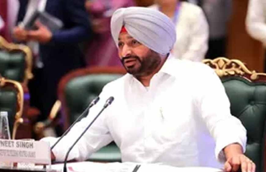 एससी आयोग के सामने पेश हुए रवनीत बिट्टू, बोले- मेरे शब्द कानूनी रूप से गलत थे, माफी मांग चुका हूं