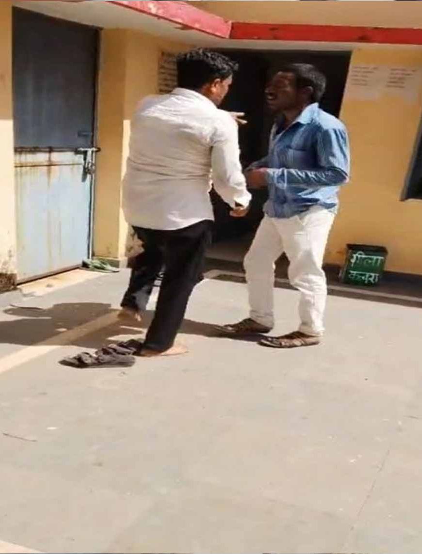 चायत की आमसभा में बवाल, उपसरपंच से मारपीट; सरपंच पुत्र समेत कई लोगों पर आरोप