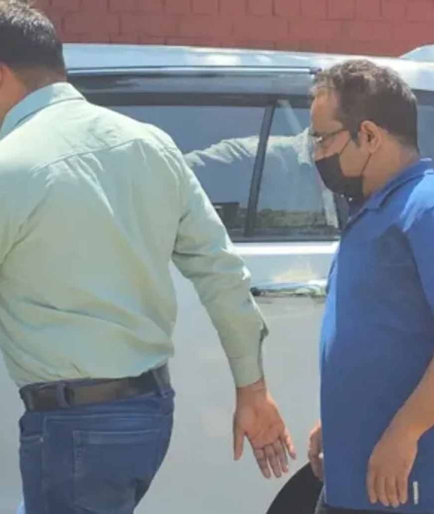 IDFC बैंक घोटाले में सीनियर IAS पंकज अग्रवाल जेल भेजे गए, 6 और अधिकारी जांच के दायरे में