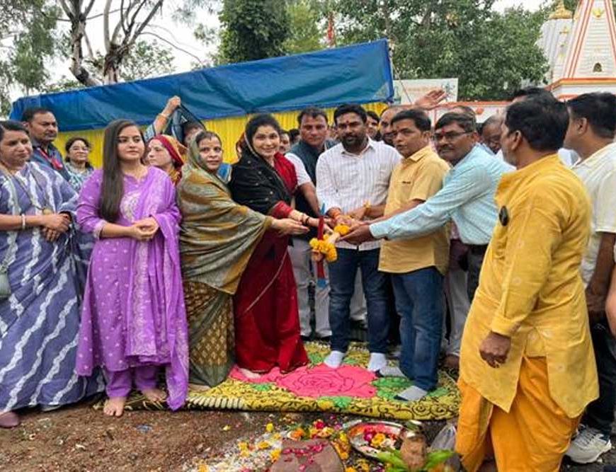 राज्यमंत्री  कृष्णा गौर ने किया 9.32 लाख रुपये के विकास कार्यों का भूमिपूजन; जल्द बनेगा सामुदायिक भवन