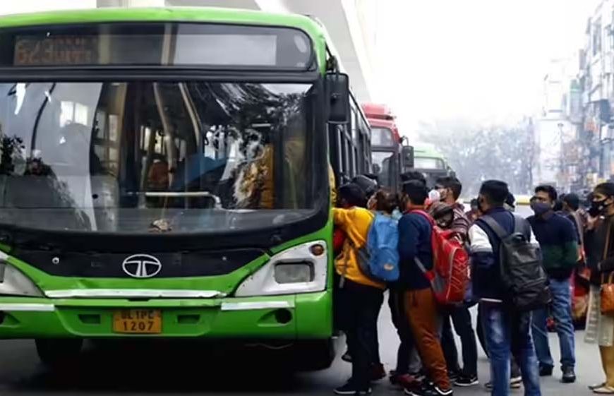 दिल्ली में मेट्रो जैसी बस ट्रैकिंग सुविधा, बस स्टॉप पर मिलेगी रियल-टाइम जानकारी